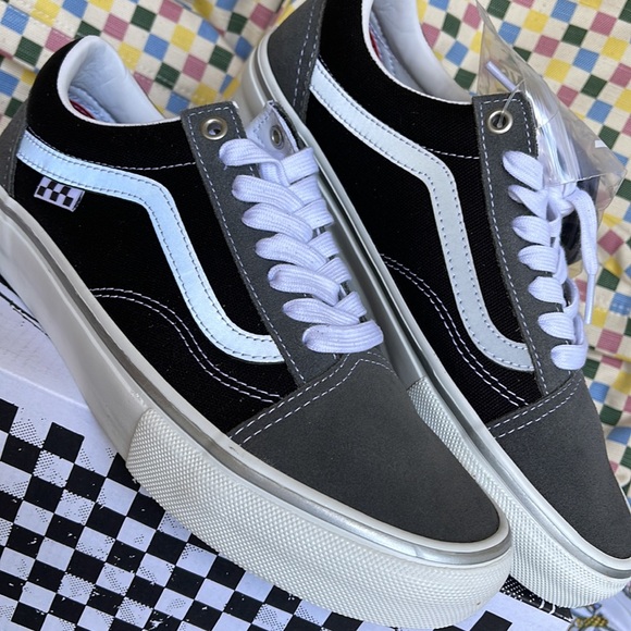 Vans Men’s Skate Old Skool 
Reflective Black/Grey
VN0A5FCBN42
Sneakers - Picture 8 of 16